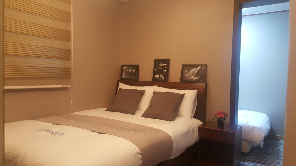 Myeongdong Time Hostel Seoel Buitenkant foto